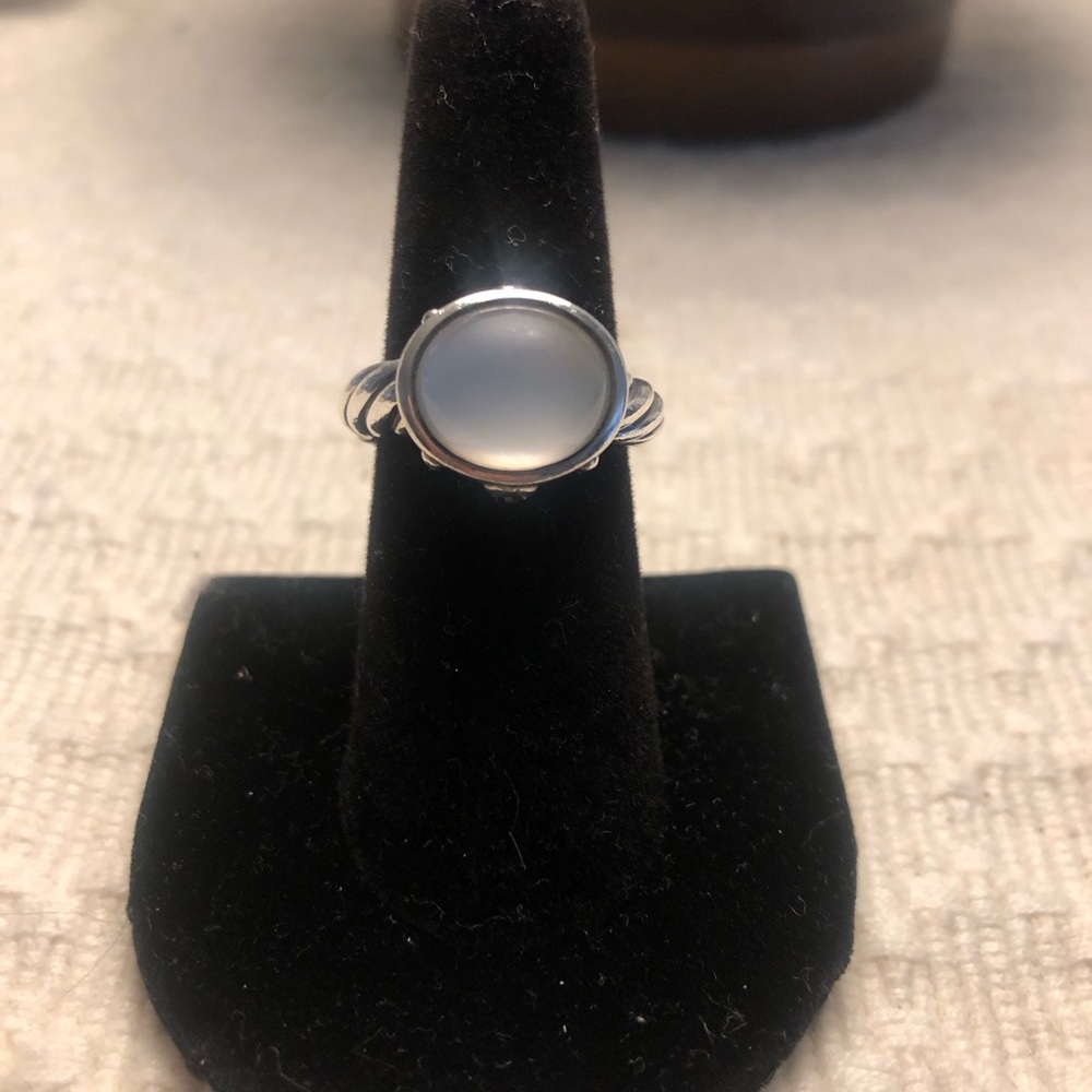 David Yurman Silver Ring with moonstone quartz stone and 2 black onyx stones.